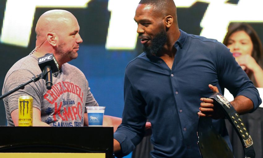 Джон Джонс требует от UFC более 10 млн долларов за бой с Фрэнсисом Нганну