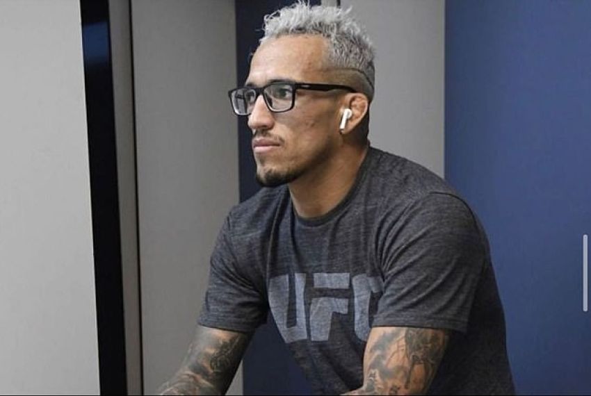 Charles Oliveira sees no point in fighting Nate Diaz.