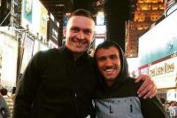 Василий Ломаченко поговорил с Усиком перед боем с Лопесом