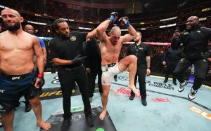 Хамзат Чимаев попросил UFC о реванше со Стриклэндом