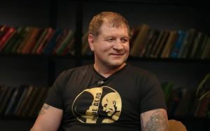 "Они реально создадут Саше проблемы": Камил Гаджиев оценил перспективы Емельяненко в поп-ММА