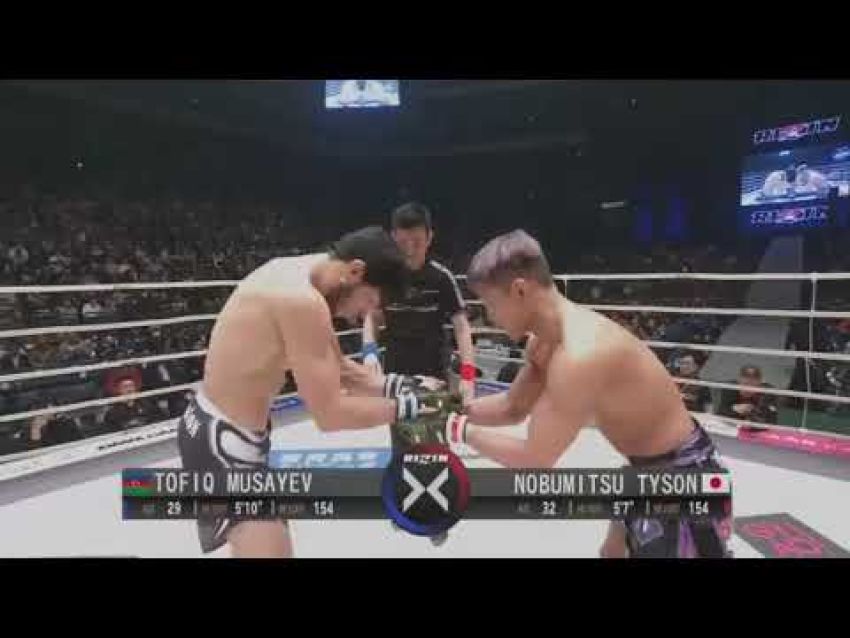 Видео боя Нобумитсу Осава - Тофик Мусаев Rizin 14