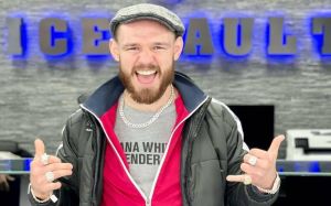 Вячеслав Борщев: "Меня интересуют не медальки, железки и награды, а деньги"