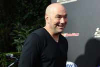 Боб Арум возмущен решением провести UFC 249: "Уайт выставляет себя дураком"