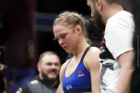 Реакция знаменитостей на поражение Ронды Роузи ТКО в первом раунде боя с Амандой Нунес на UFC 207