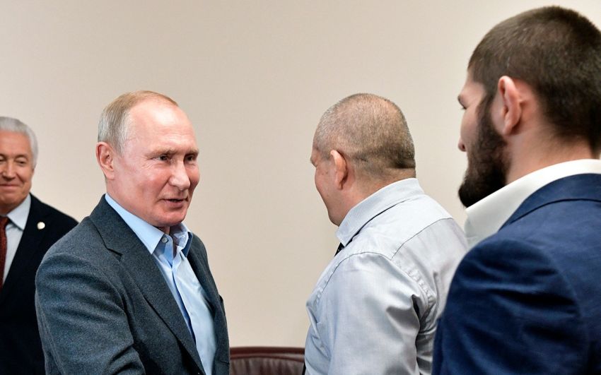 Хабиб Нурмагомедов объяснил высокий рейтинг Путина: "В России люди счастливы очень маленьким вещам"