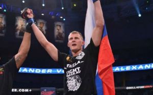 Александр Волков победил Тимоти Джонса