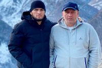Дядя Нурмагомедова хочет, чтобы Хабиб продолжил драться в UFC