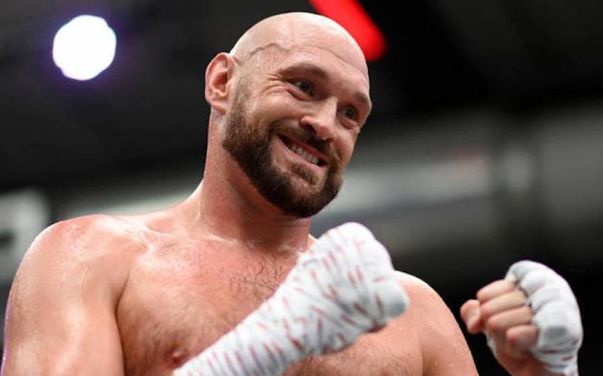 Промоутер Усика призвал лишить Фьюри титула WBC: "Он обманывает людей"