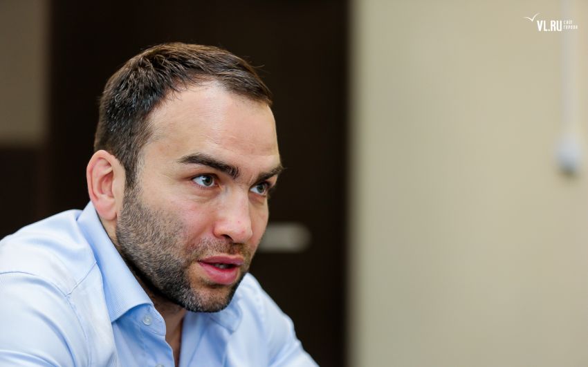 Камил Гаджиев: "Если мы с МакГрегором окажемся в одном пространстве, я с него потребую объяснений"