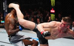 Видео боя Стивен Томпсон - Кевин Холланд UFC on ESPN 42