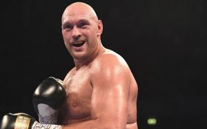 Тайсон Фьюри ответил Дереку Чисоре: "Если Уайлдер и Кличко не смогли победить меня, то и старый бодибилдер Джошуа не сможет"