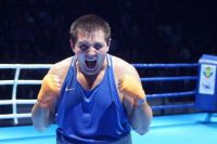 Максим Бабанин одержал первую победу на Чемпионате Европы по боксу