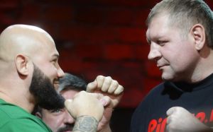 Джиган назвал дату и место боя с Александром Емельяненко