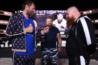 Александр Емельяненко ударил Дацика во время битвы взглядов: видео