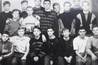 Фото: Владимир Кличко со своими одногрупниками 