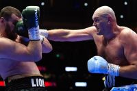 Александр Усик оценил выступление Фьюри в бою с Махмудовым