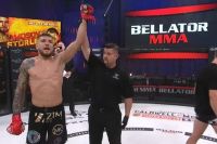 Ярослав Амосов в напряженном бою побеждает Логана Сторли на Bellator 252