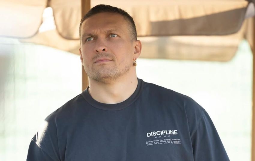 Александр Усик назвал топ-3 лучших боксера мира