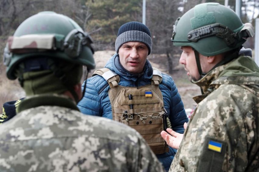 Виталий Кличко: "Если понадобится, я возьму оружие и буду защищать наши семьи, нашу страну"