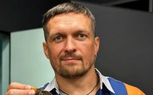 Возвращение Усика в первый тяжелый вес: Сергей Лапин объяснил план Александра