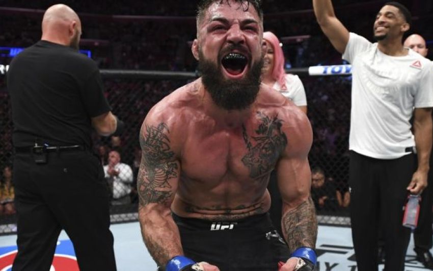 В UFC прокомментировали нашумевший дебош Майка Перри в баре