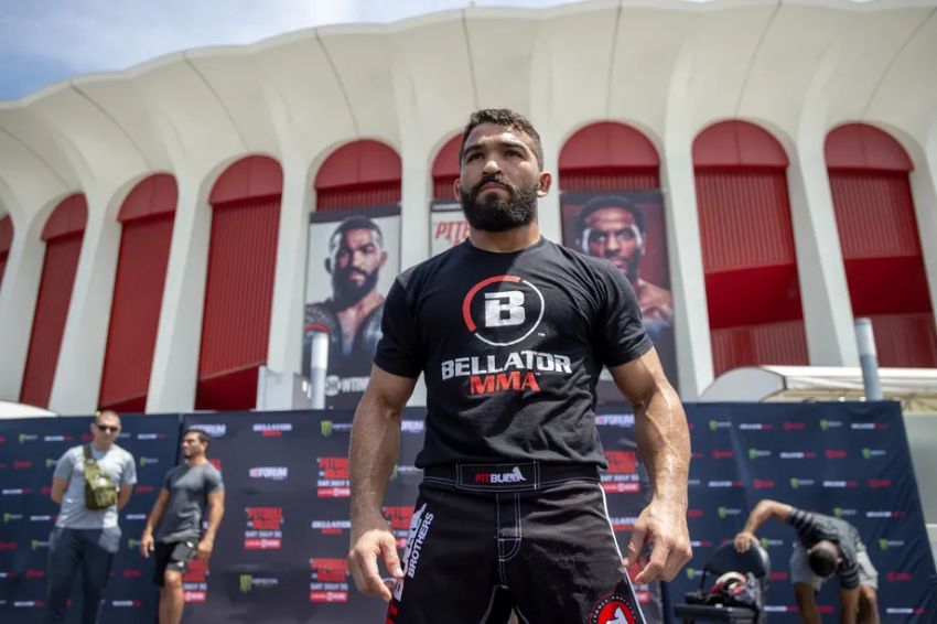 Патрисио Фрейре отказался от чемпионского титула Bellator в легком весе