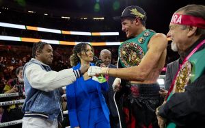 Себастьян Фундора оценил Эррола Спенса: "Это уже не тот боец"