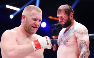 Александр Емельяненко: "Харитонова до сих пор "заедает", что я его в Pride "спать отправил"