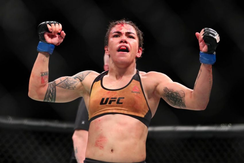 UFC 228: Джессика Андраде нокаутировала Каролину Ковалькевич