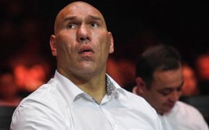 Николай Валуев - о размещении флага ЛГБТ на монументе "Родина-мать" в Киеве: "Мерзость содеянного зашкаливает"