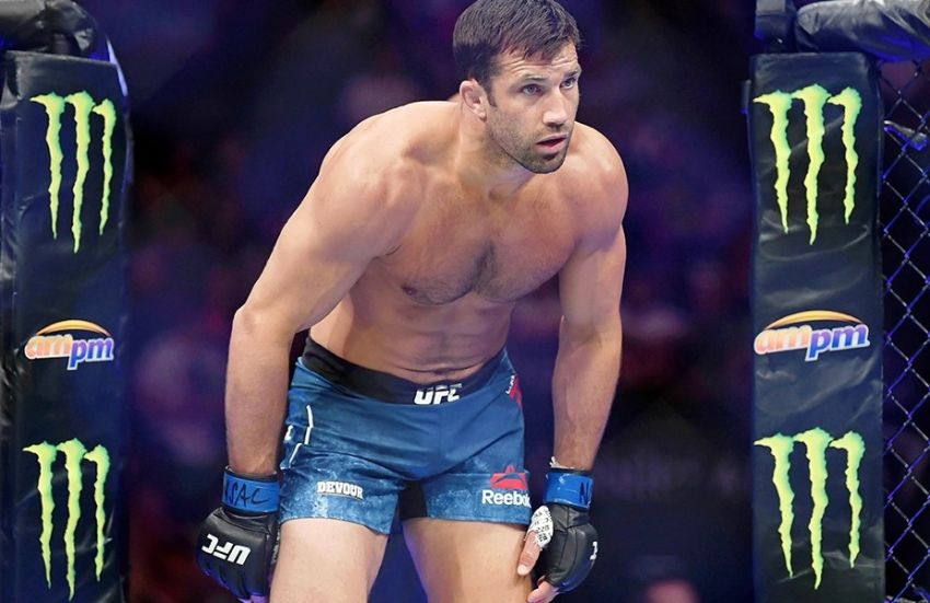 Люк Рокхолд наехал на UFC из-за бонусов: "Людям пора проснуться"