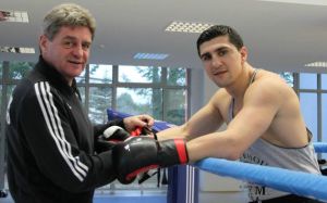 Марко Хук продолжит карьеру в супертяжелом дивизионе