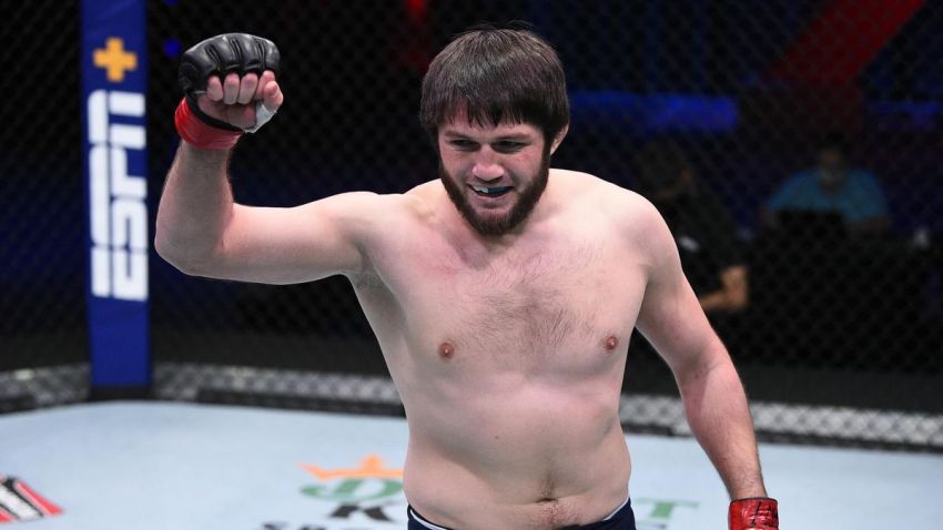 Россиянин Алиасхаб Хизриев дебютирует в UFC 10 апреля, есть соперник