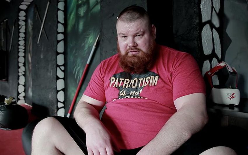 Вячеслав Дацик - о поединке с Емельяненко: "Мне кажется, у него жим-жим. Реальных боев боится"