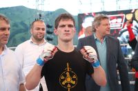 Слух: Мовсар Евлоев покидает M-1 Global и переходит в UFC
