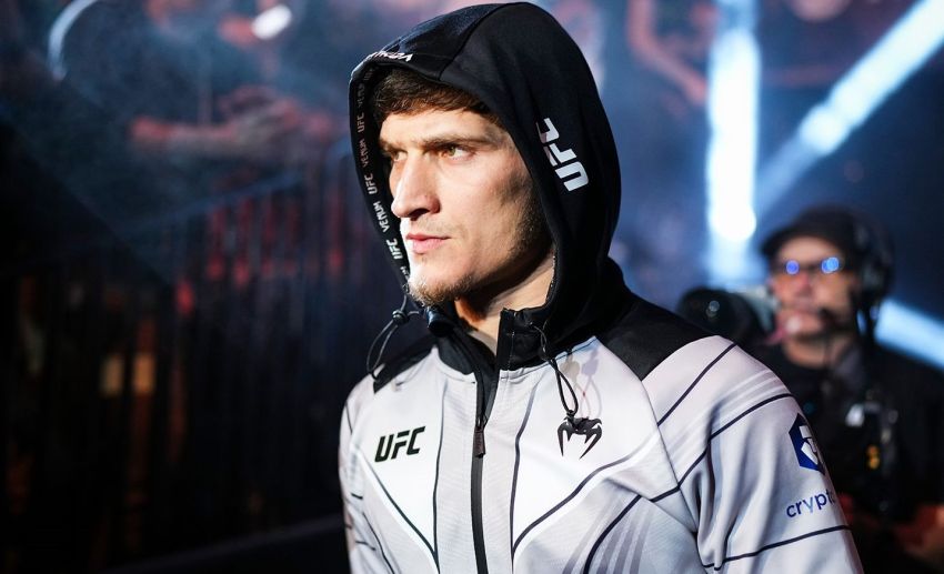 Мовсар Евлоев рассказал о гонорарах в UFC: "Я привык ни в чем себе не отказывать"