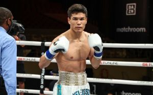 Хирн: "Елеусинов готов ко всем в полусреднем весе"