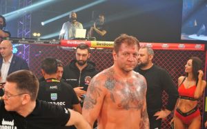 Сергей Харитонов - о поражении Емельяненко от Сантоса: "Так жалко смотреть на него"