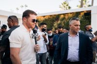 Сауль Альварес опроверг информацию, что заключил контракт с Matchroom Boxing