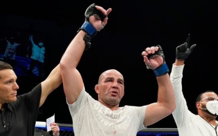 Гловер Тейшейра отклоняет любые предложения UFC на следующий бой: "Я буду драться только за титул"