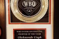 Александр Усик признан боксером года по версии WBO