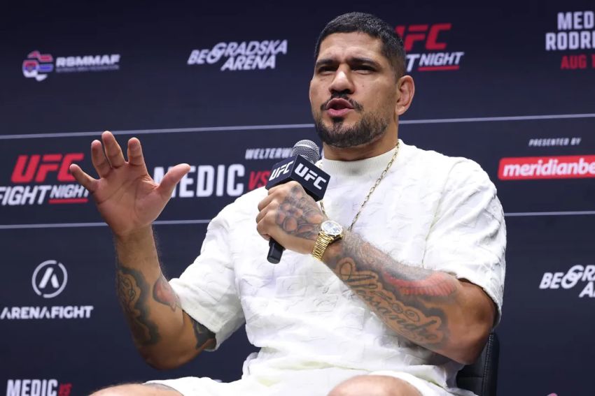 Алекс Перейра назвал свою цель в UFC: "У меня осталась еще одна миссия"