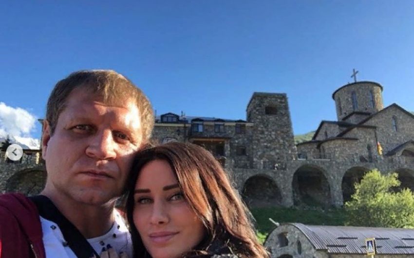 Александр Емельяненко путешествует по Кавказу
