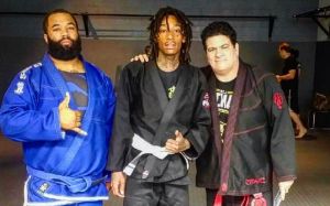 Ник Диаз поздравил Wiz Khalifa с началом тренировок по бразильском джиу-джитсу