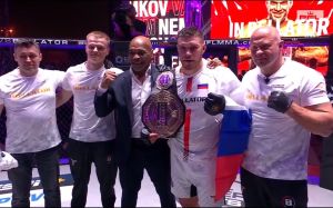 Вадим Немков "задушил" Бруно Каппелоззу на турнире PFL vs Bellator