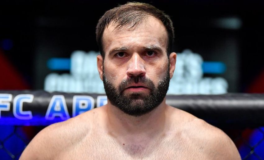 Азамат Мурзаканов рассказал о своих целях в UFC