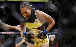 Аманда Нуньес все-таки будет драться с Ракель Пеннингтон на турнире UFC 224