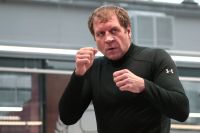 Александр Емельяненко: "Жду интересных предложений по боям на конец августа"