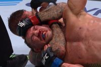 Дастин Порье "задушил" Чендлера на турнире UFC 281
